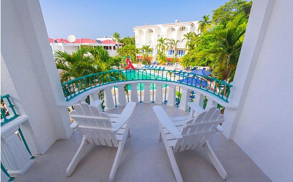 Franklyn D Resort & Spa All Inclusive Раневей-Бей Екстер'єр фото